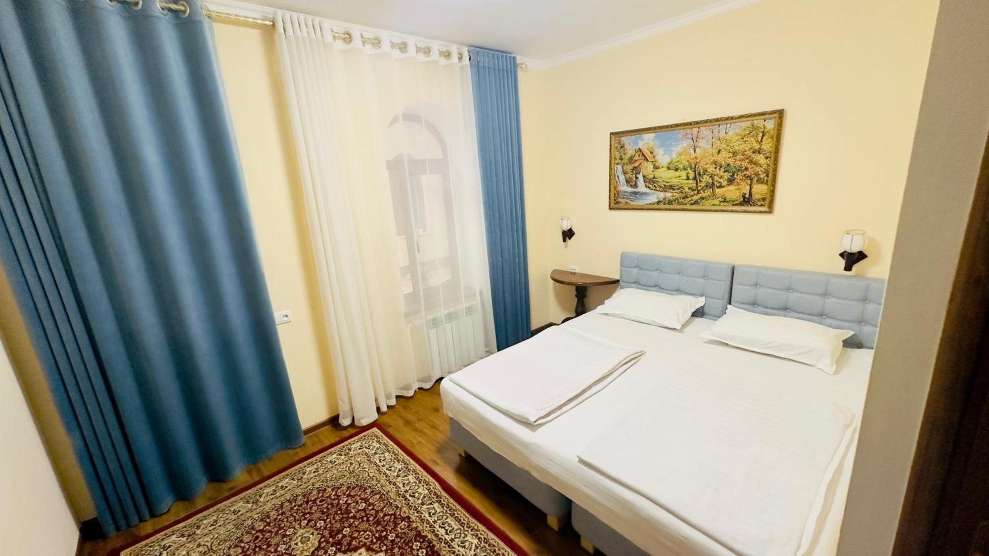 Samarkand Travel Hotel Esterno foto